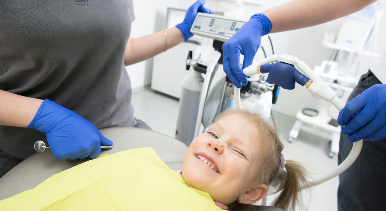igene orale e sbiancamento dentale per bambini studio petreni bianciardi
