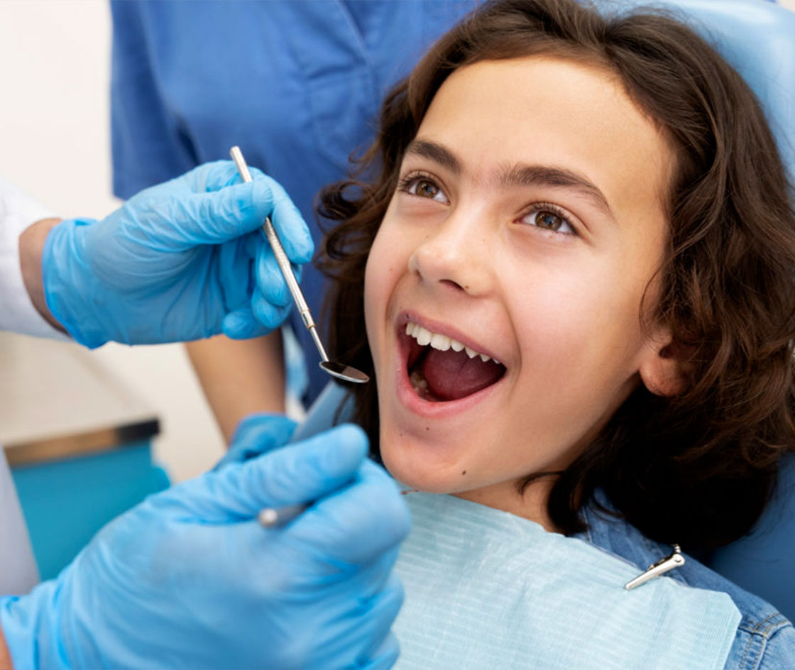 Odontoiatria-preventiva-e-conservativa-per-bambini-Studio-Dentistico-Petreni-Bianciardi-Dentista-Grosseto-dal-1968-1280x700